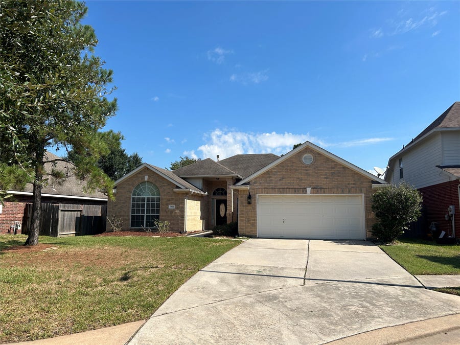 Property photo for 19510 Dakota Springs Drive, Tomball, TX