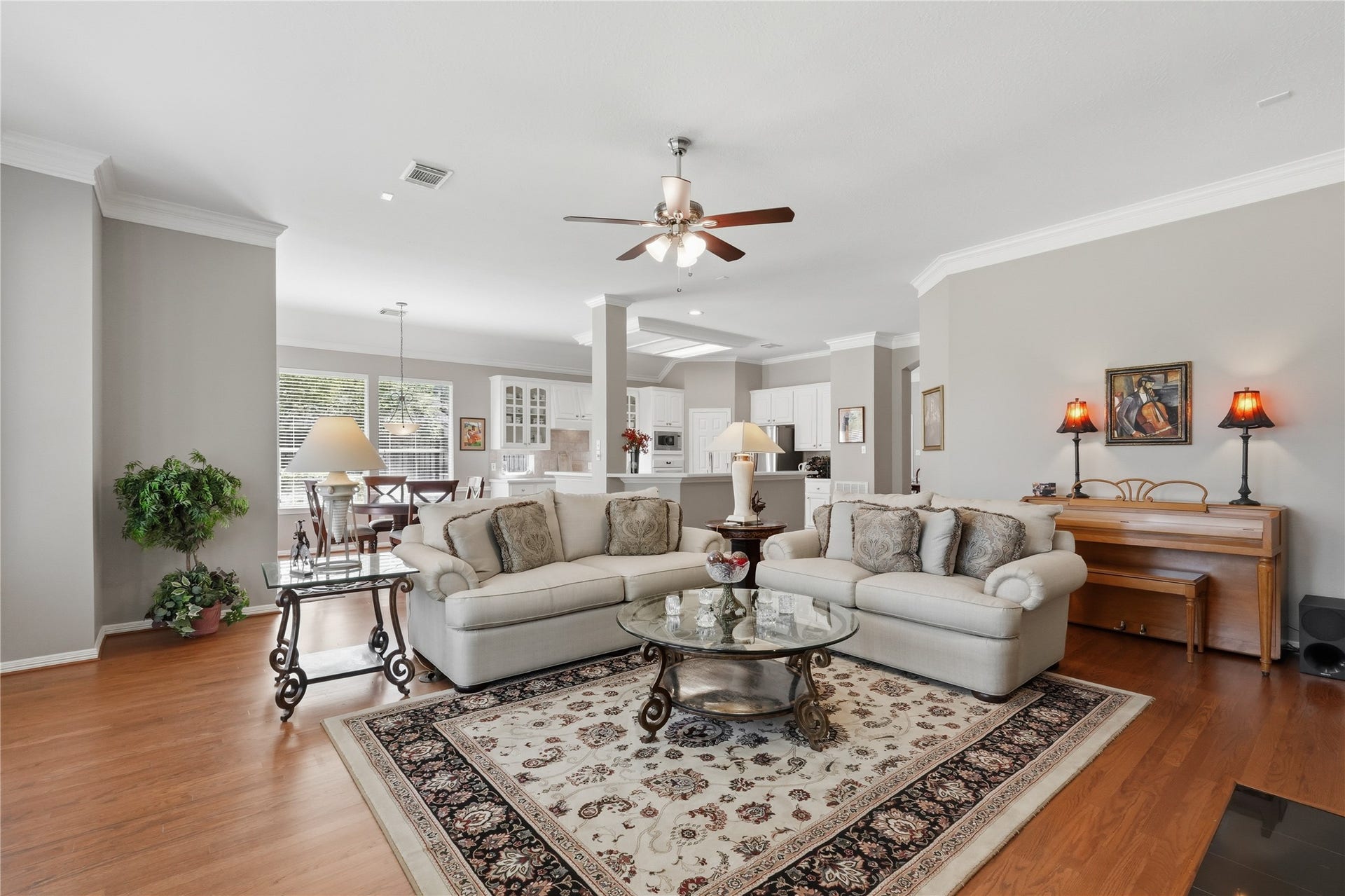 11839 Catrose Lane, Cypress, TX 77429 Living room.