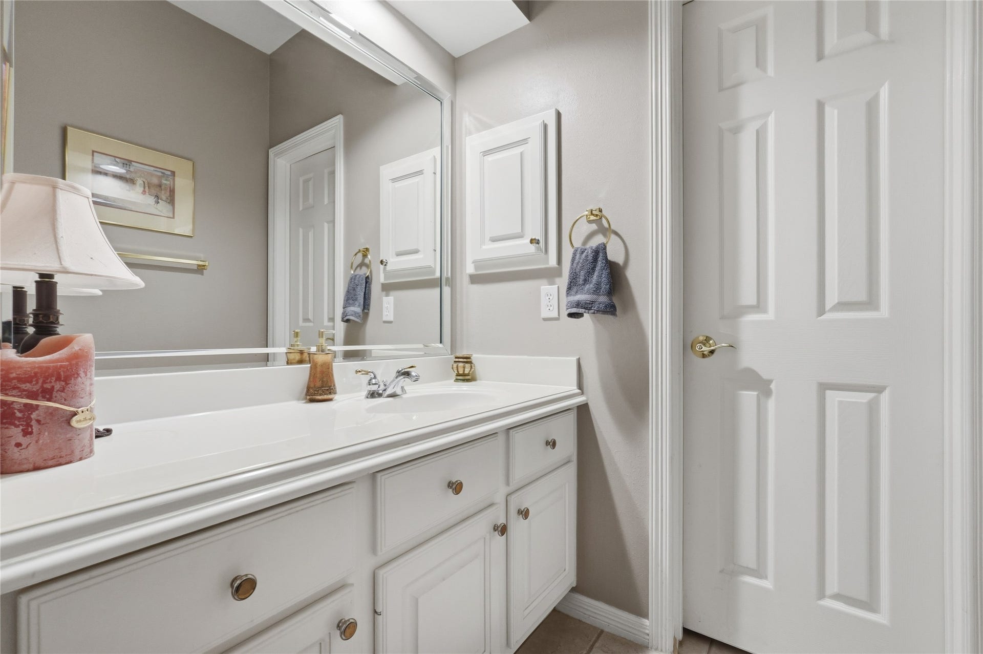 11839 Catrose Lane, Cypress, TX 77429 Secondary bathroom.