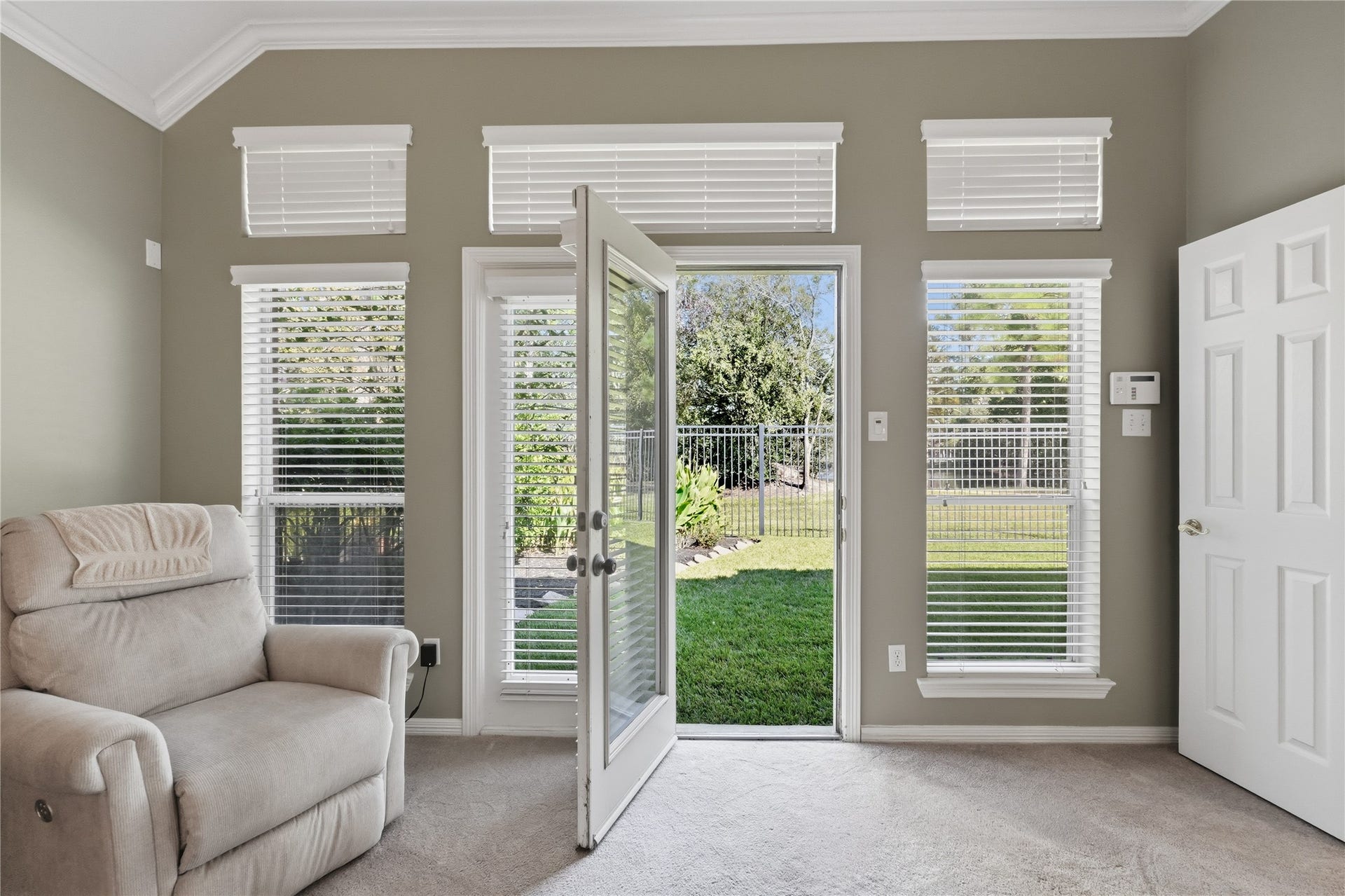11839 Catrose Lane, Cypress, TX 77429 Direct access to the backyard from the primary bedroom.