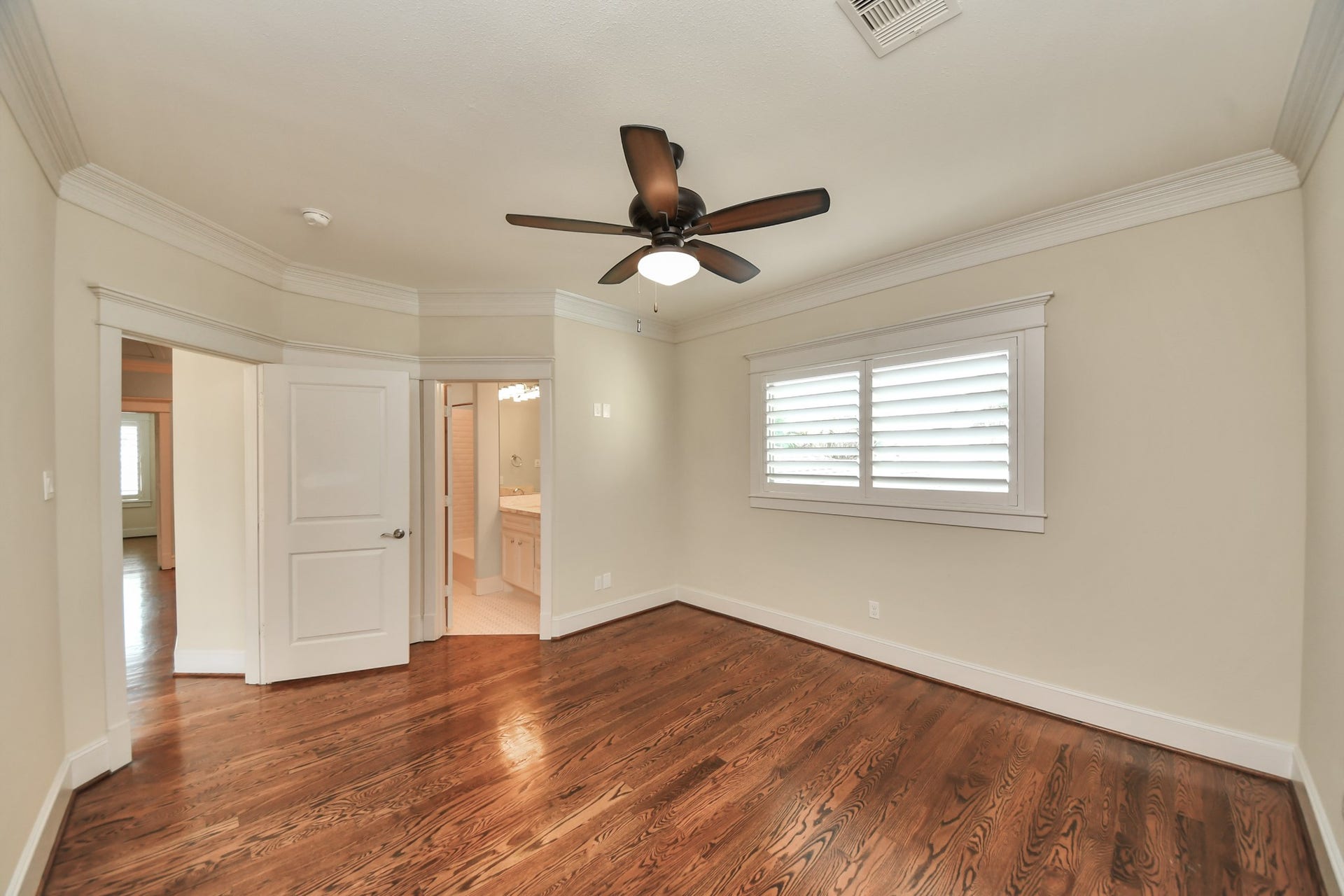 9614 Chatfield Street, Houston, TX 77025 9614 Chatfield Street, Houston, TX 77025