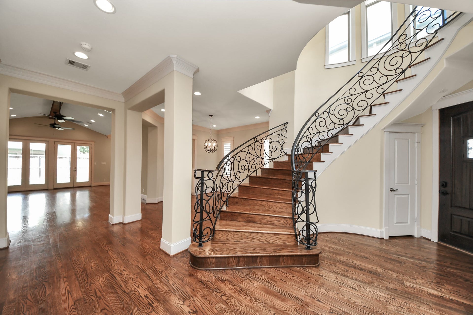 9614 Chatfield Street, Houston, TX 77025 9614 Chatfield Street, Houston, TX 77025