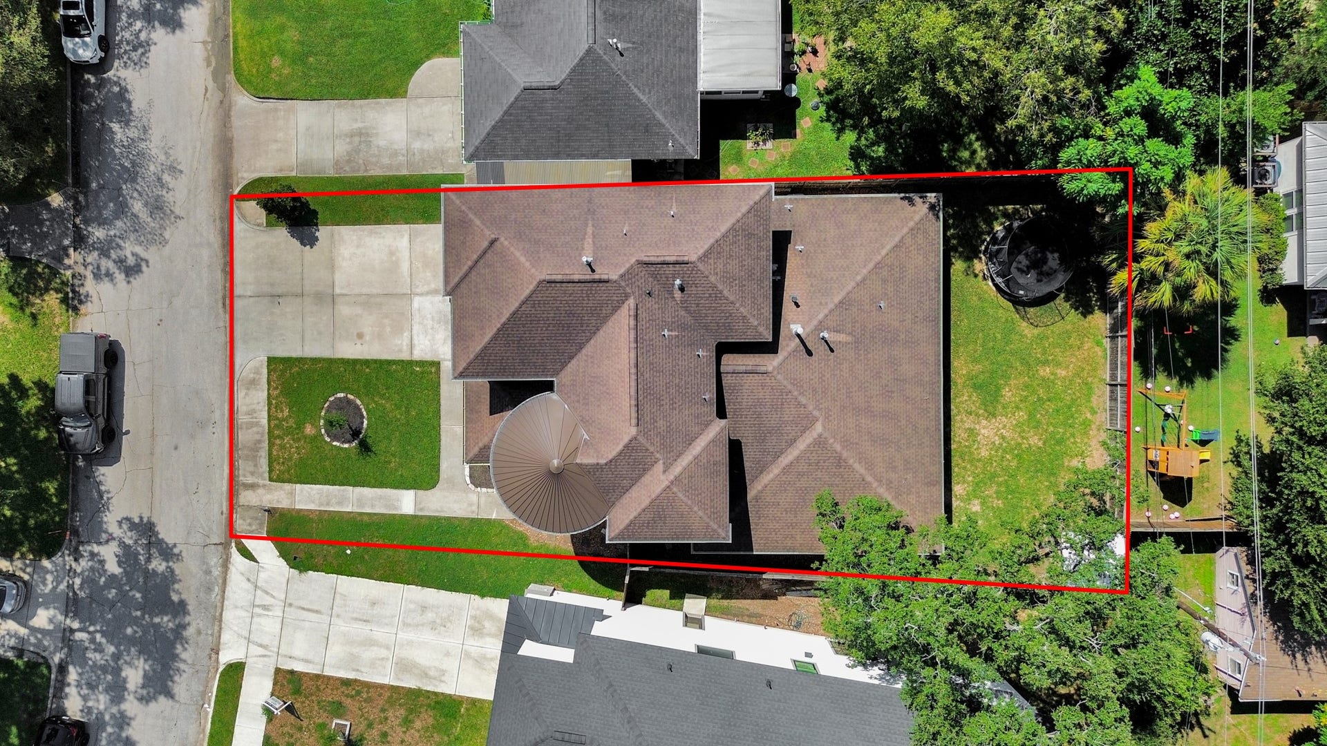 9614 Chatfield Street, Houston, TX 77025 9614 Chatfield Street, Houston, TX 77025