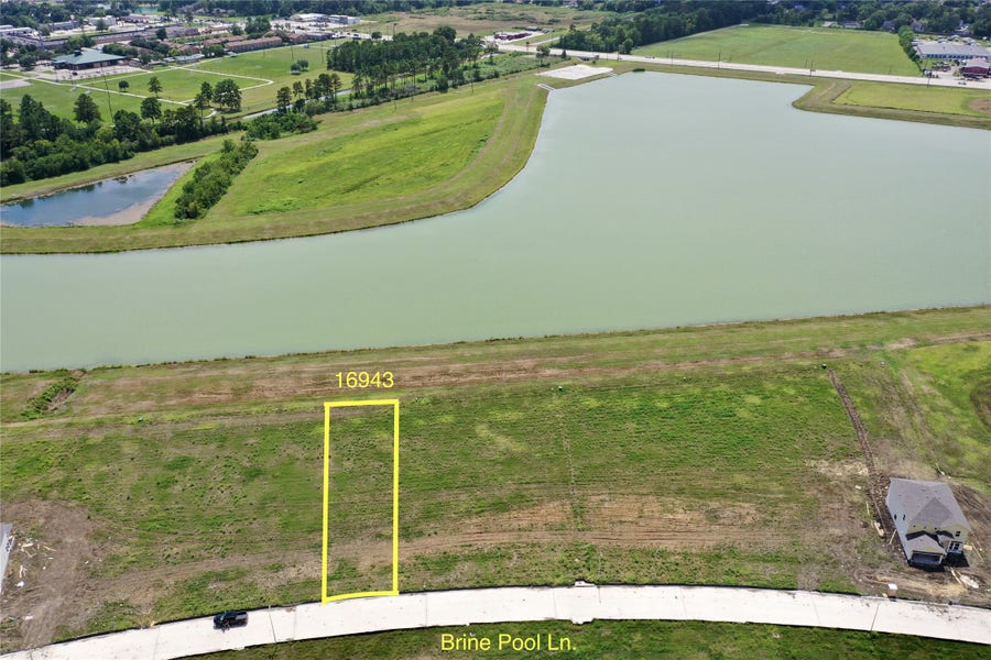 Property photo for 16943 Brine Pool Lane, Crosby, TX