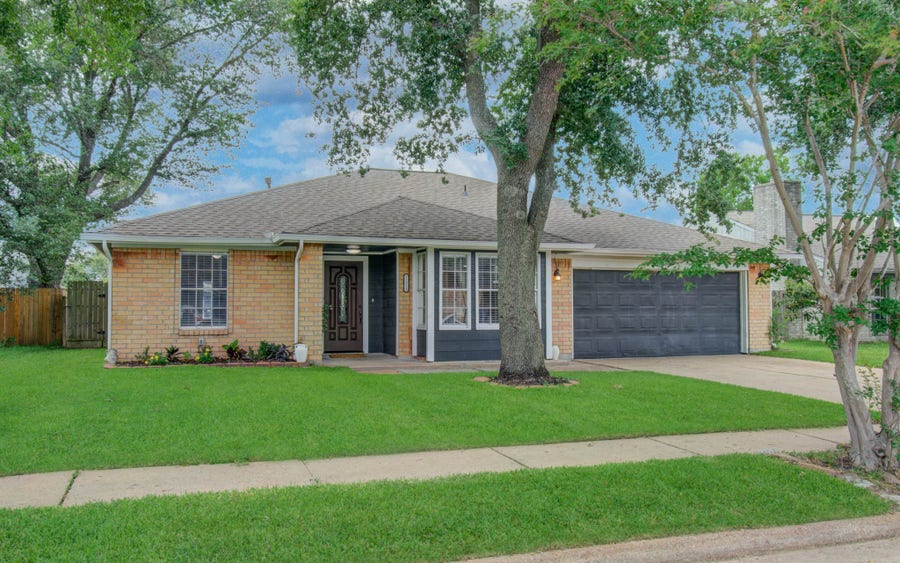 Property photo for 11315 Toucan Lane, Houston, TX