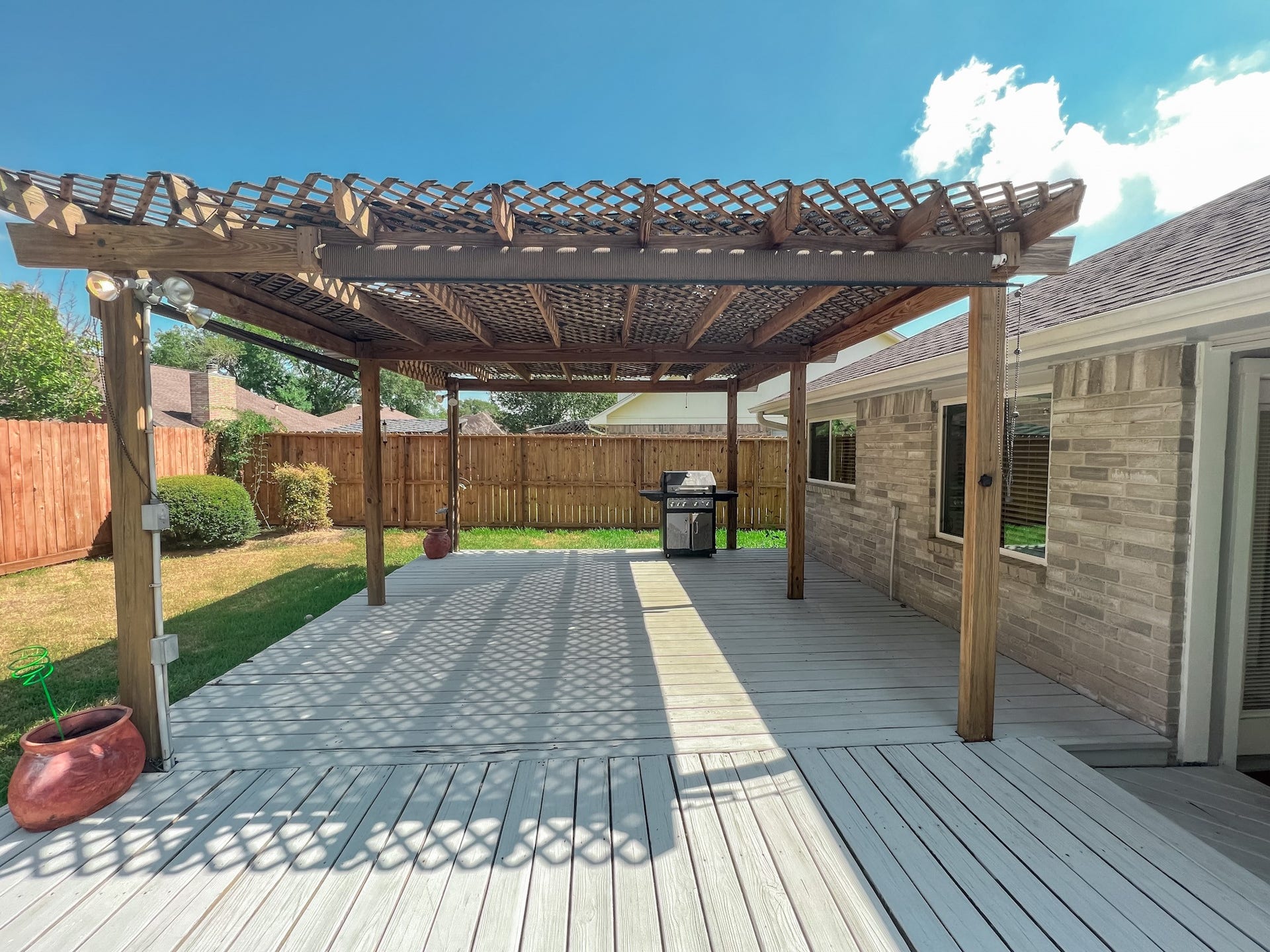347 Elder Vista Drive, Houston, TX 77598