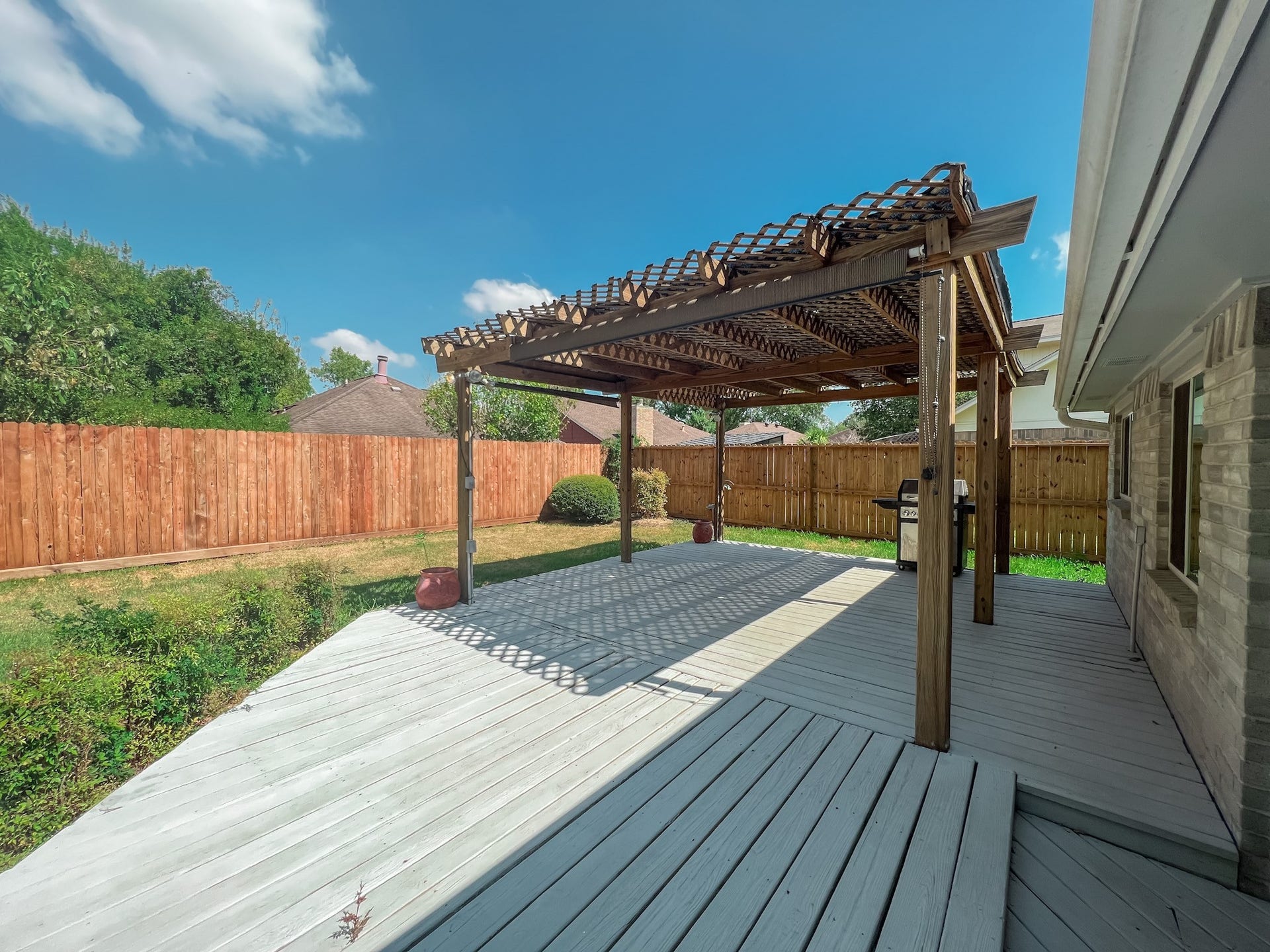 347 Elder Vista Drive, Houston, TX 77598