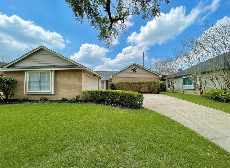 Property photo for 7011 Brockington Drive, Katy, TX