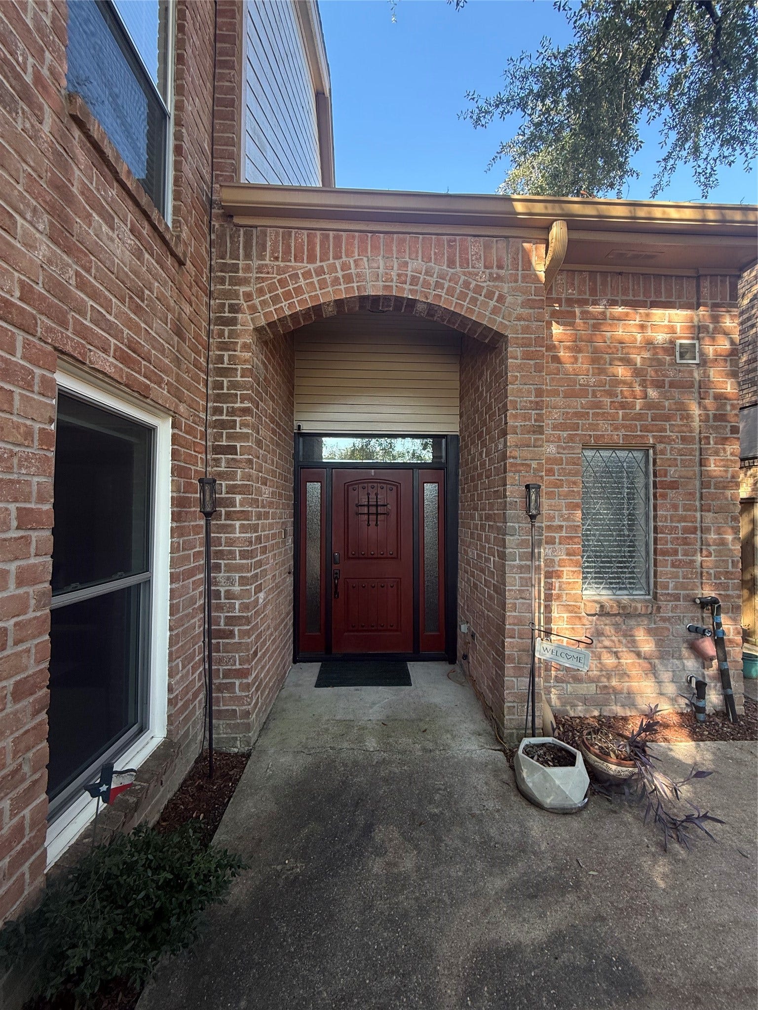 10005 Kemp Forest Drive, Houston, TX 77080 10005 Kemp Forest Drive, Houston, TX 77080