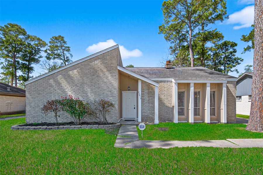 Property photo for 23015 Canyon Lake Drive, Spring, TX