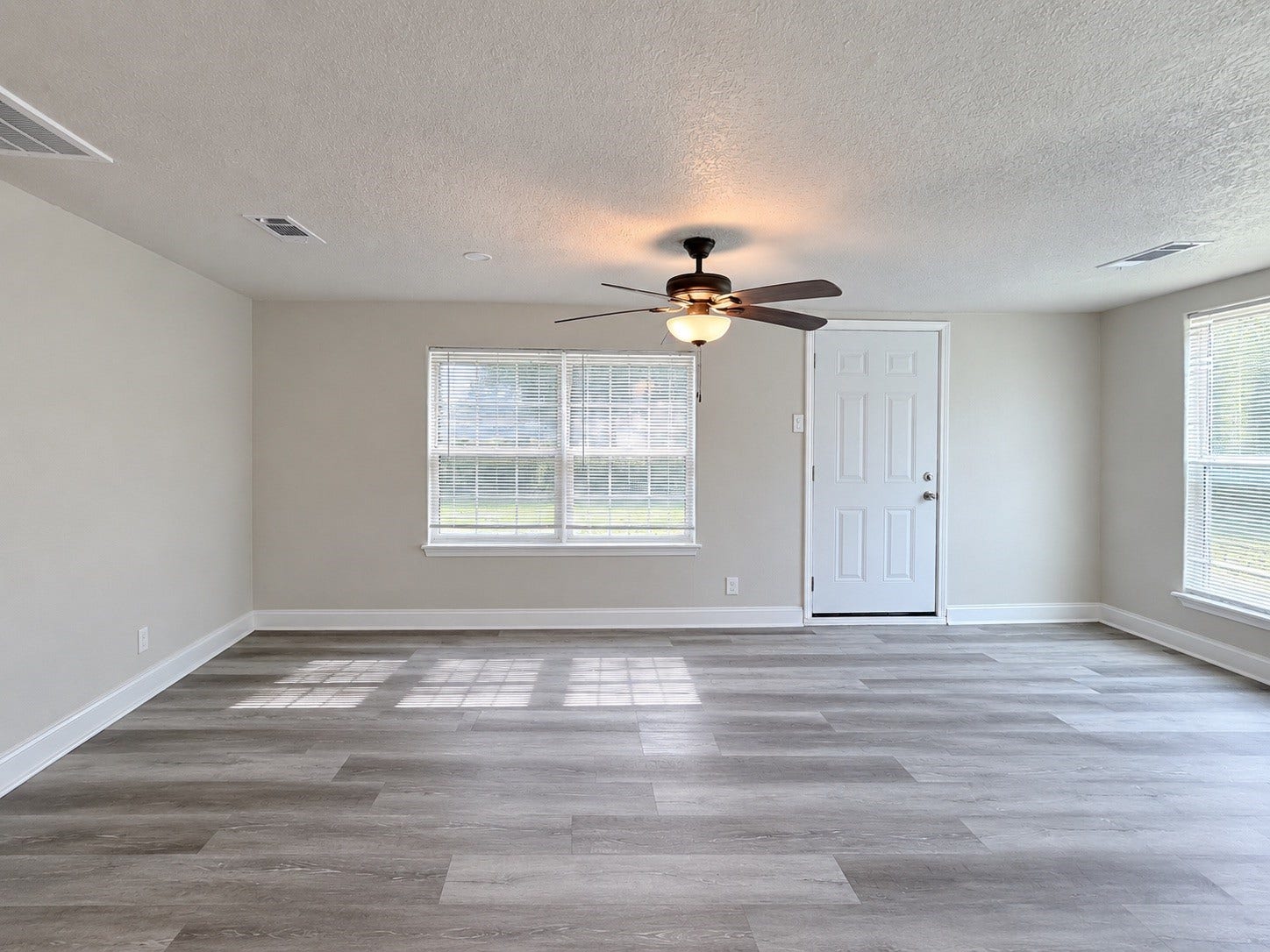 301 N Avenue C, Freeport, TX 77541 301 N Avenue C, Freeport, TX 77541