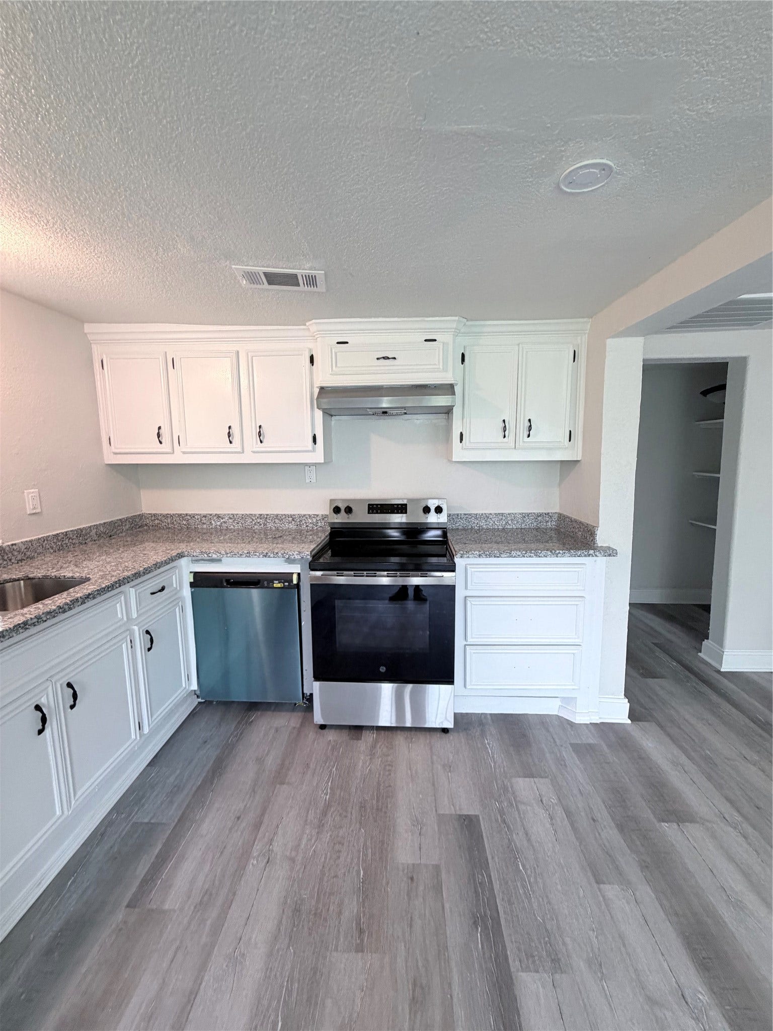 301 N Avenue C, Freeport, TX 77541 301 N Avenue C, Freeport, TX 77541