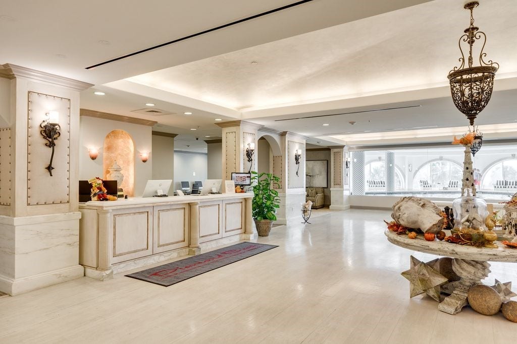 10327 Termini San Luis Pass Road, #218, Galveston, TX 77554 Diamond Beach lobby on 2nd level