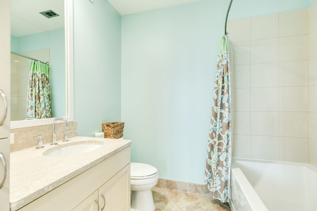 10327 Termini San Luis Pass Road, #218, Galveston, TX 77554 Secondary bath with tub/shower combo