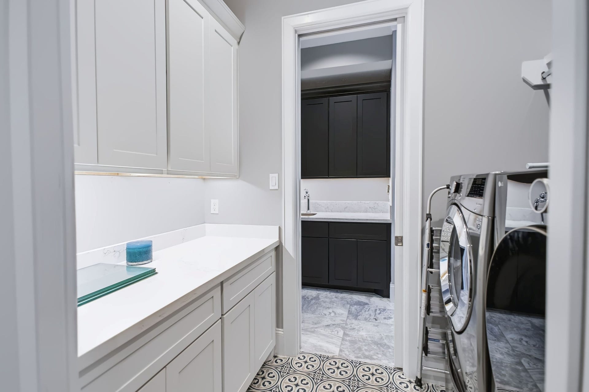 2400 High Timbers Drive, Spring, TX 77380 2400 High Timbers Drive, Spring, TX 77380
