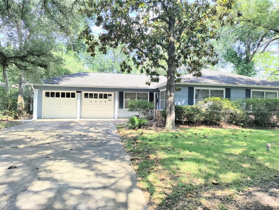 Property photo for 5559 Aspen Street, Bellaire, TX