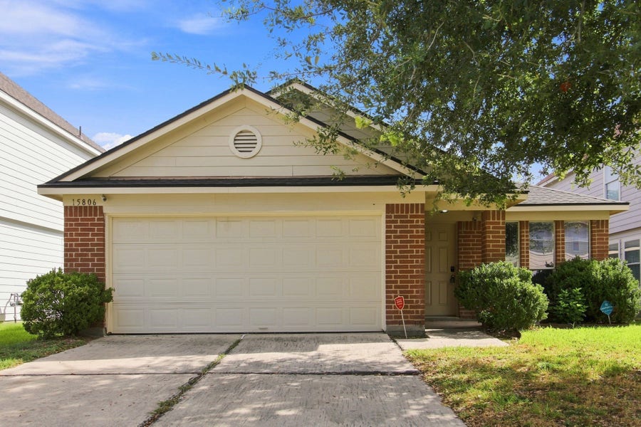 Property photo for 15806 Pin Oak Ridge Street, Houston, TX