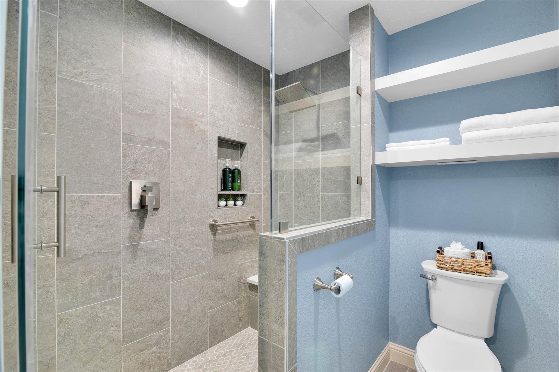 18703 Timbers Trace Drive, Humble, TX 77346 Large walk-in shower.