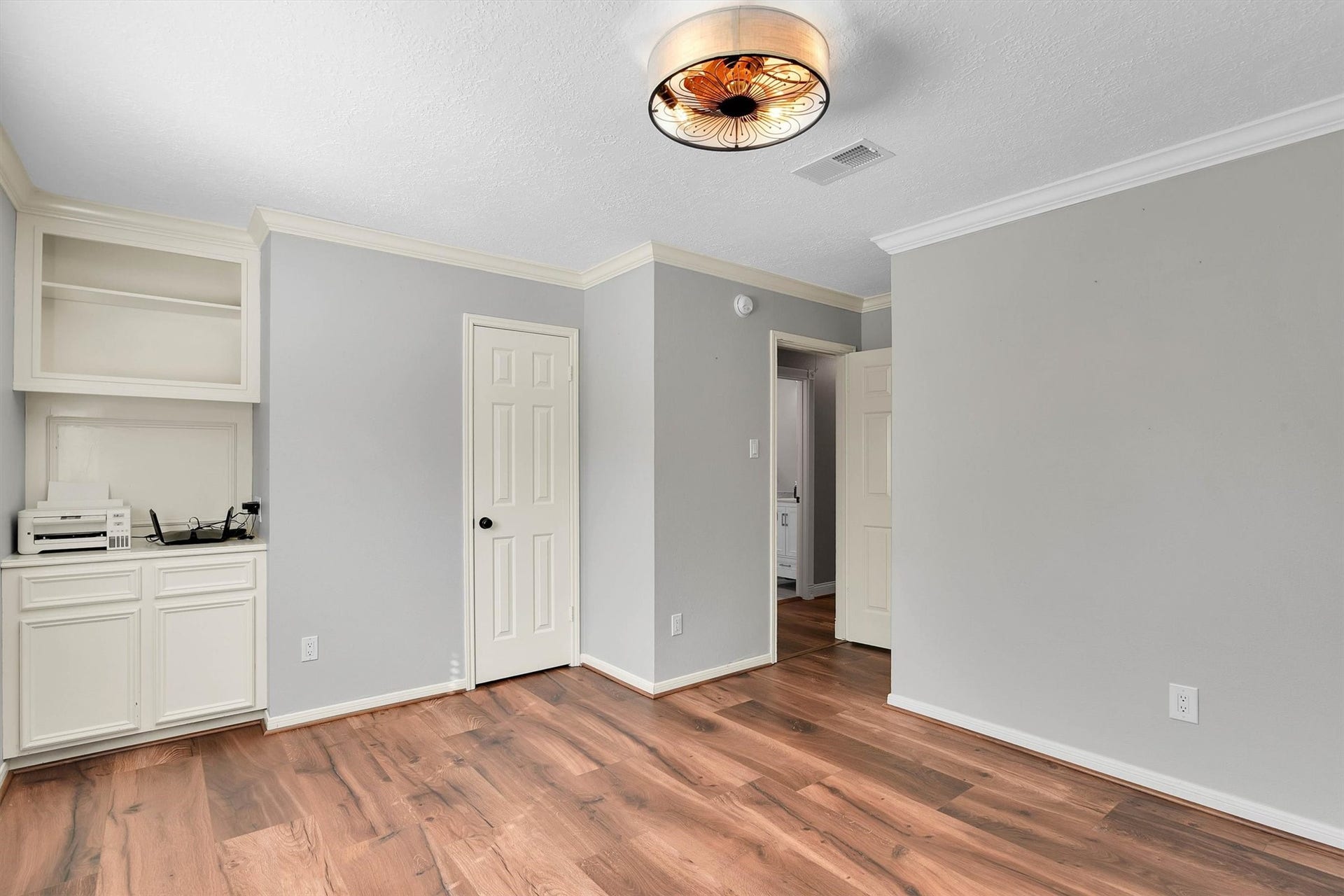 18703 Timbers Trace Drive, Humble, TX 77346 Bedroom #2 with built-ins.