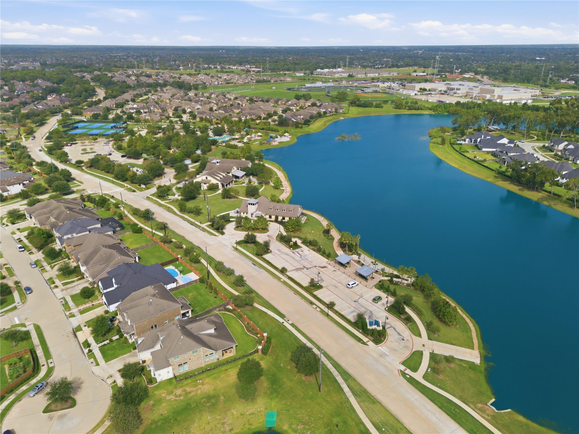 2322 Red Fox Drive, Missouri City, TX 77459 2322 Red Fox Drive, Missouri City, TX 77459