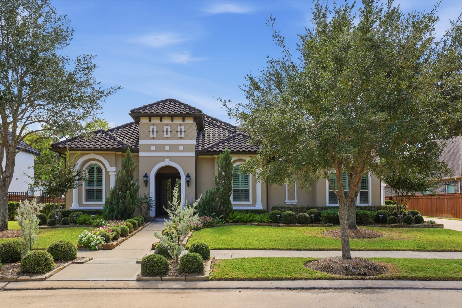 2322 Red Fox Drive, Missouri City, TX 77459 2322 Red Fox Drive, Missouri City, TX 77459