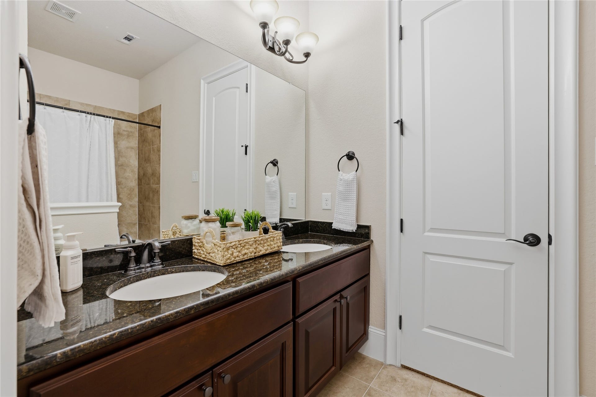 2322 Red Fox Drive, Missouri City, TX 77459 2322 Red Fox Drive, Missouri City, TX 77459