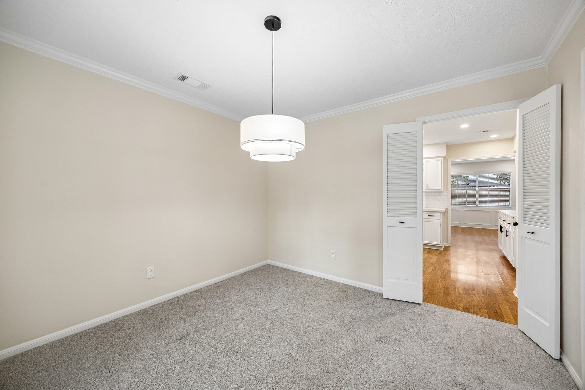 3427 Tree Lane, Kingwood, TX 77339 3427 Tree Lane, Kingwood, TX 77339