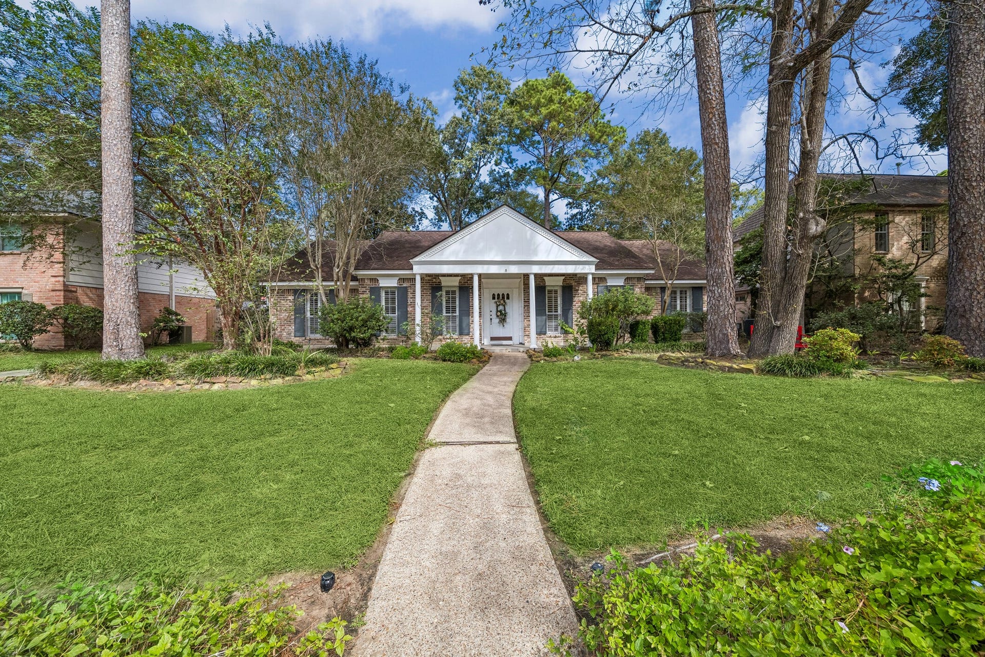 3427 Tree Lane, Kingwood, TX 77339 3427 Tree Lane, Kingwood, TX 77339