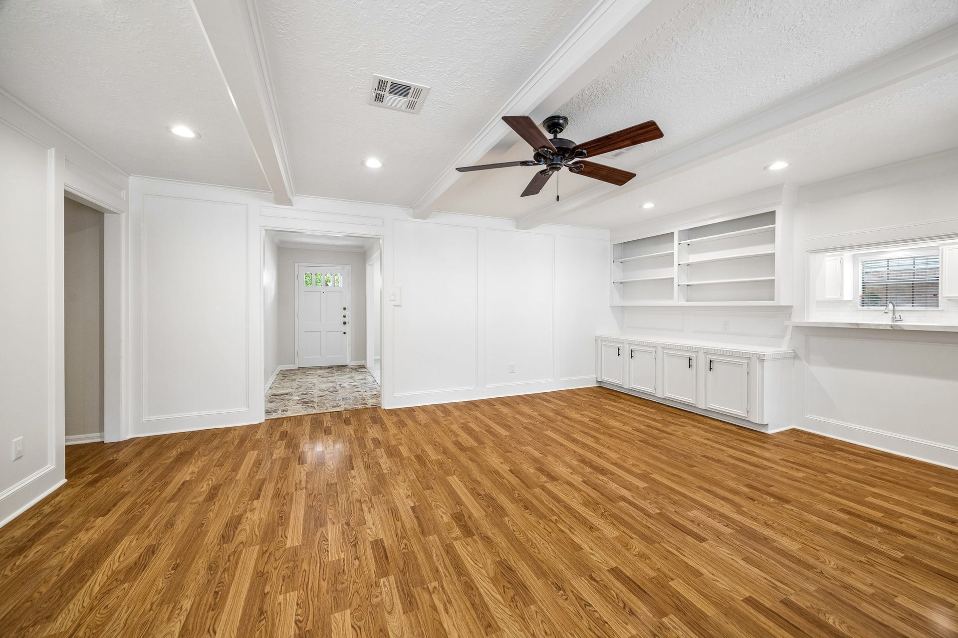 3427 Tree Lane, Kingwood, TX 77339 3427 Tree Lane, Kingwood, TX 77339