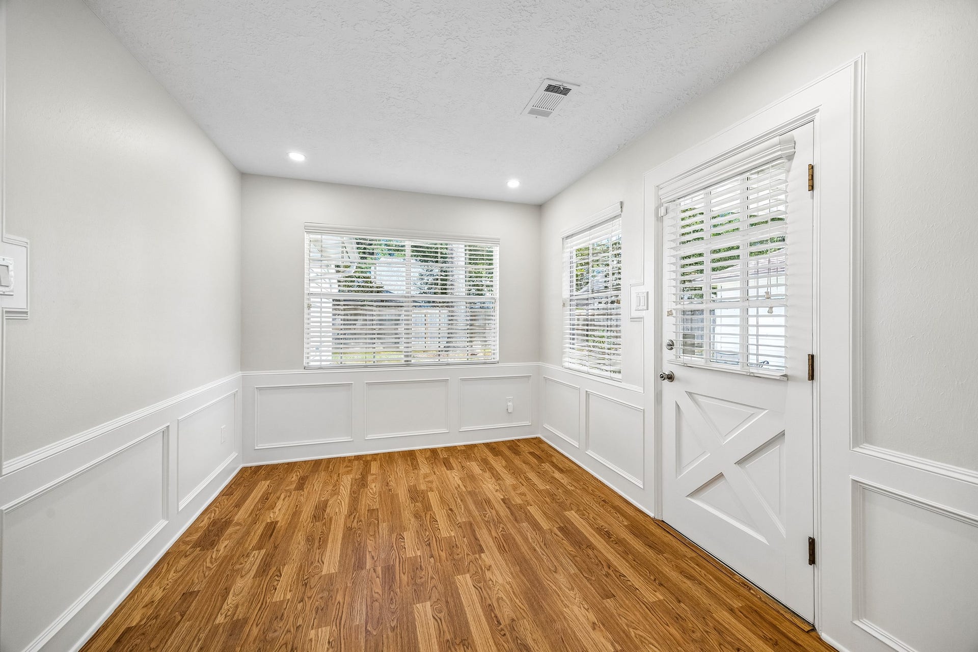 3427 Tree Lane, Kingwood, TX 77339 3427 Tree Lane, Kingwood, TX 77339
