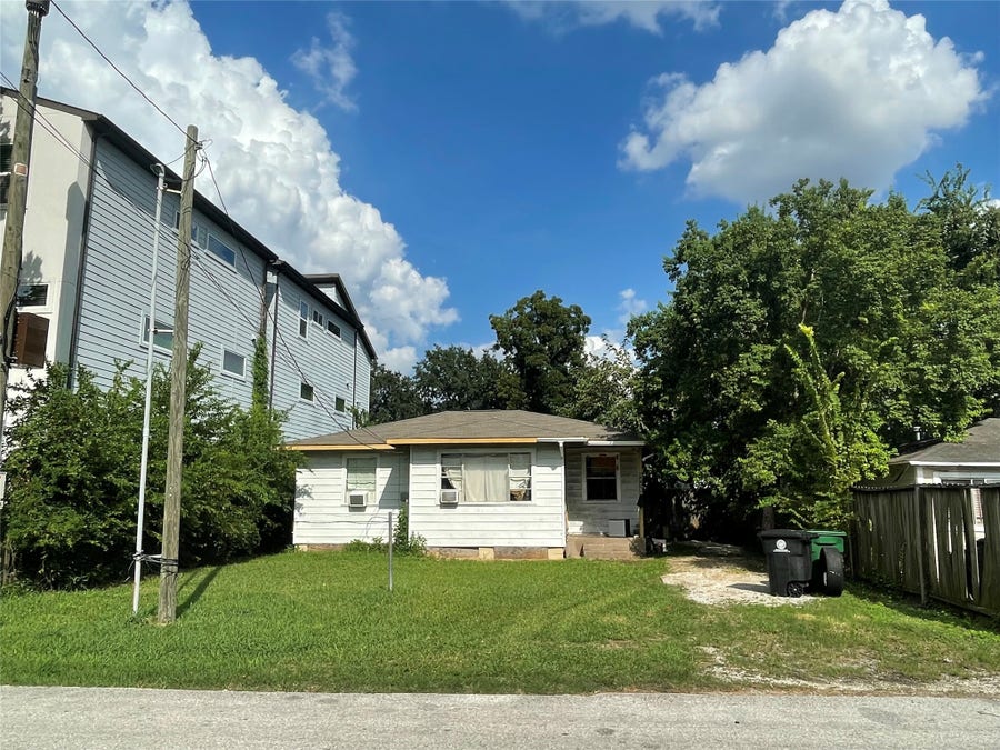 Property photo for 3718 Robertson Street, Houston, TX