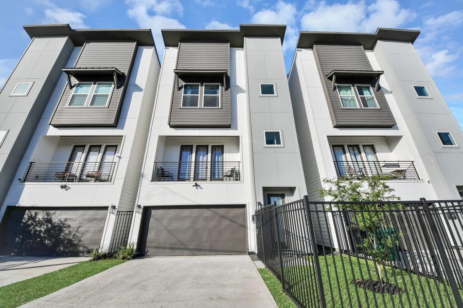 Property photo for 3004 Holman Street, Houston, TX