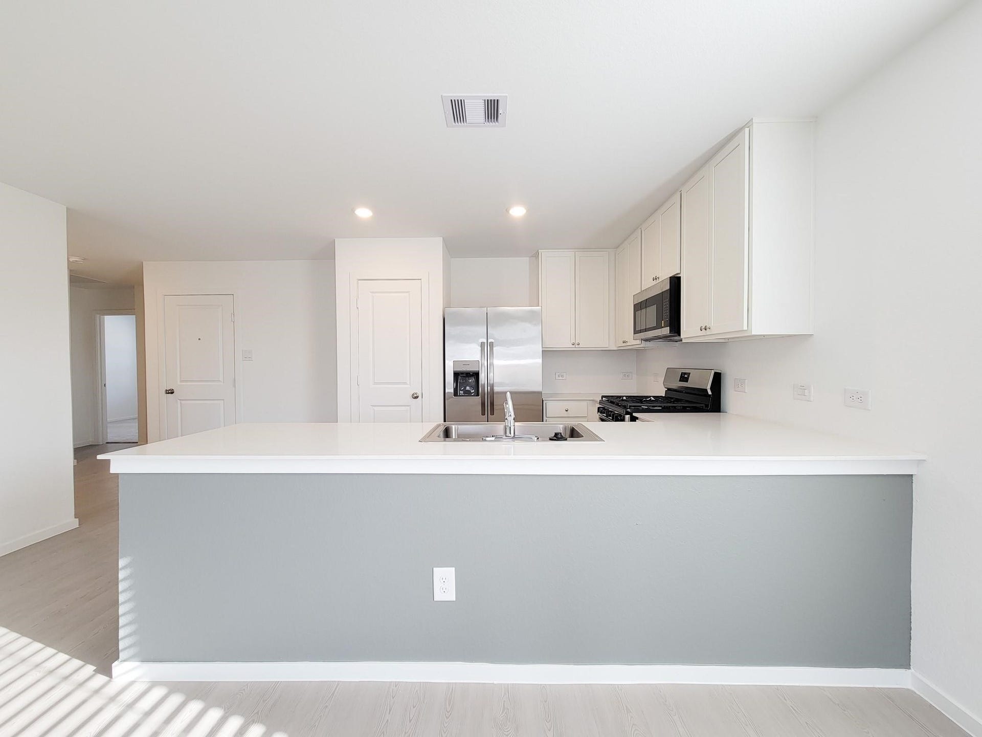 15671 PLUM BROOK DRIVE, Conroe, TX 77303 15671 PLUM BROOK DRIVE, Conroe, TX 77303