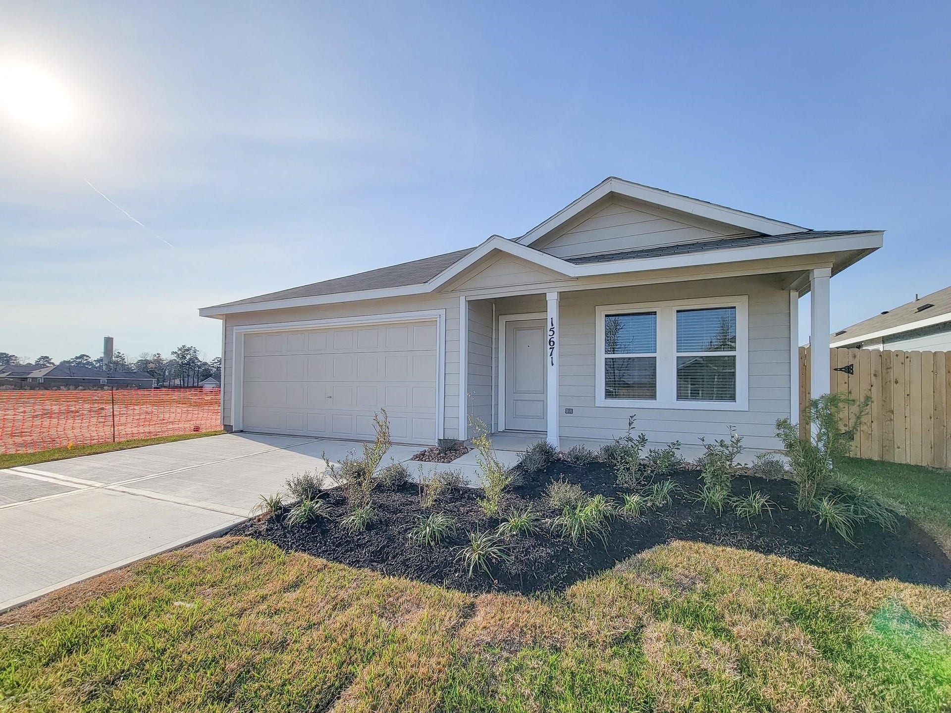 15671 PLUM BROOK DRIVE, Conroe, TX 77303 15671 PLUM BROOK DRIVE, Conroe, TX 77303