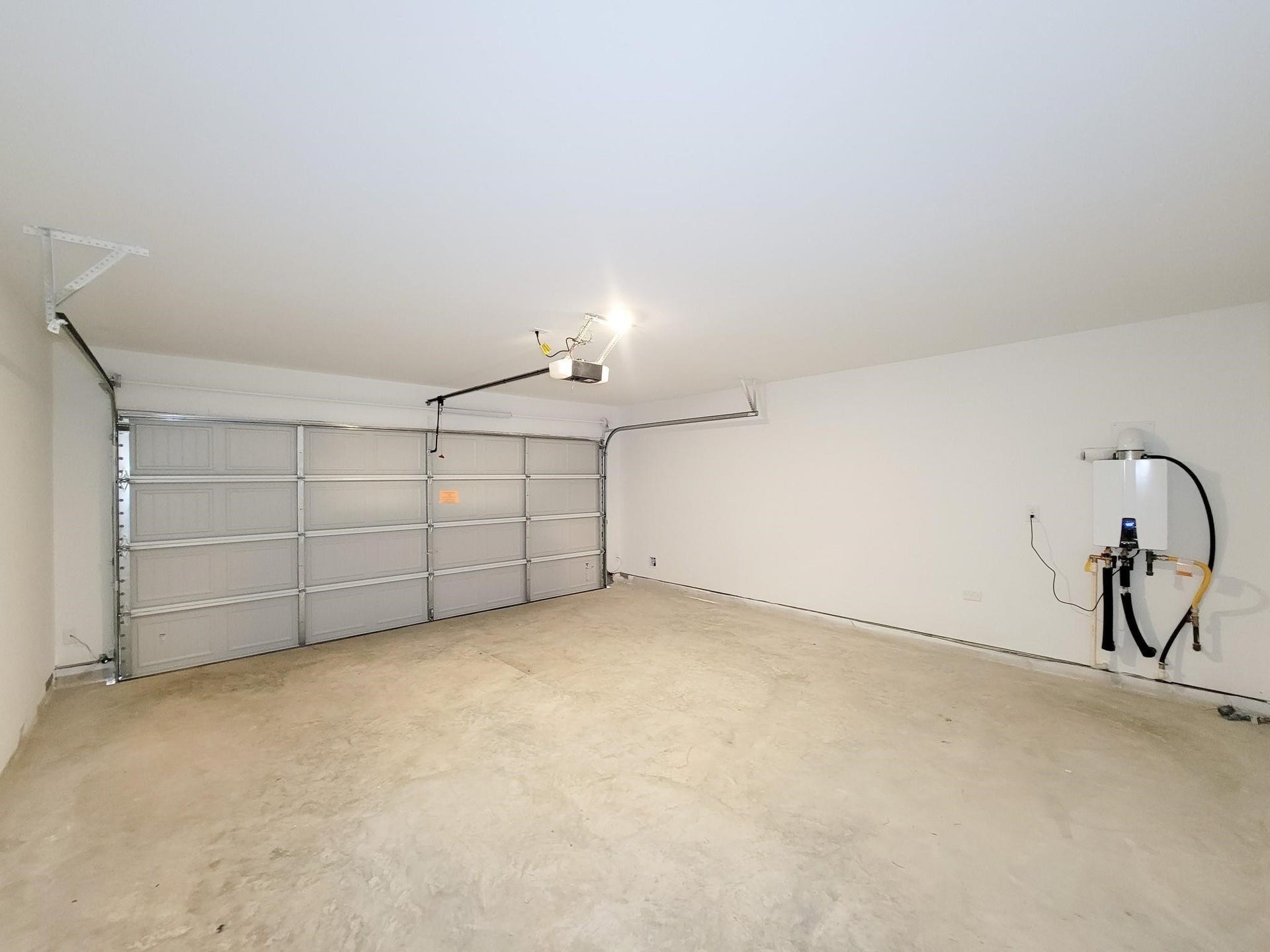 15671 PLUM BROOK DRIVE, Conroe, TX 77303 15671 PLUM BROOK DRIVE, Conroe, TX 77303