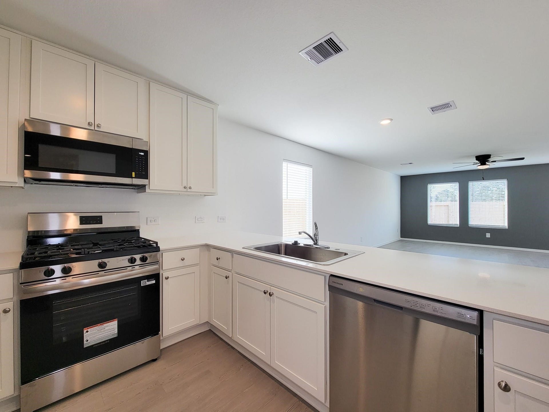 15671 PLUM BROOK DRIVE, Conroe, TX 77303 15671 PLUM BROOK DRIVE, Conroe, TX 77303