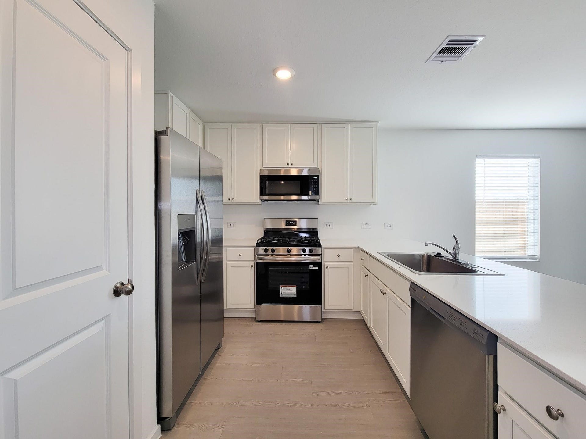 15671 PLUM BROOK DRIVE, Conroe, TX 77303 15671 PLUM BROOK DRIVE, Conroe, TX 77303
