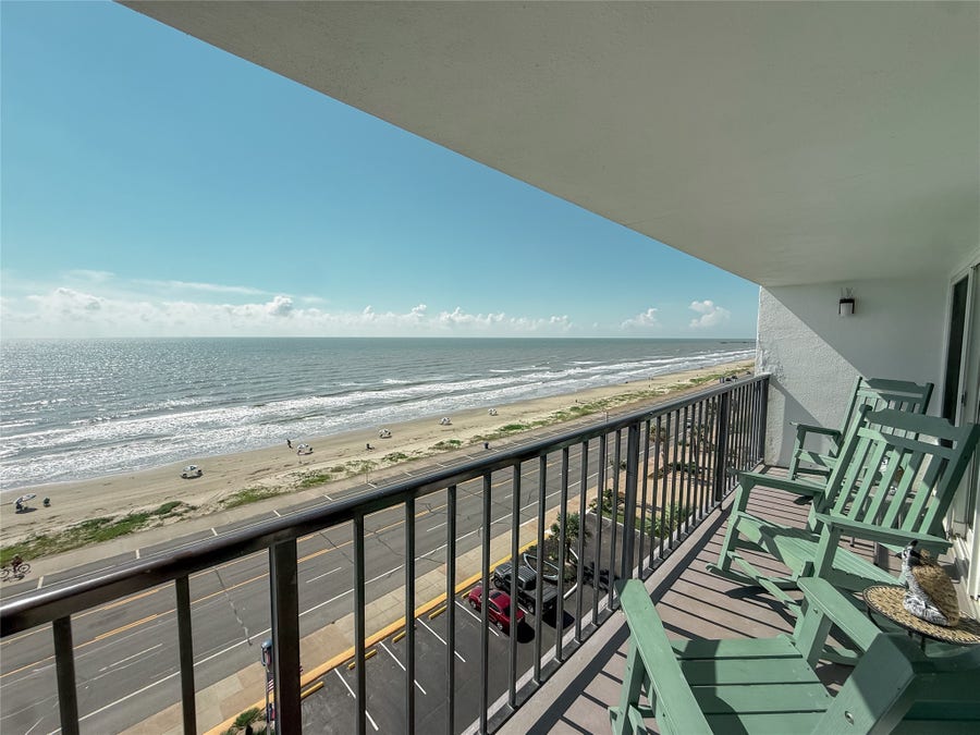 Property photo for 7310 Seawall Boulevard, #806, Galveston, TX