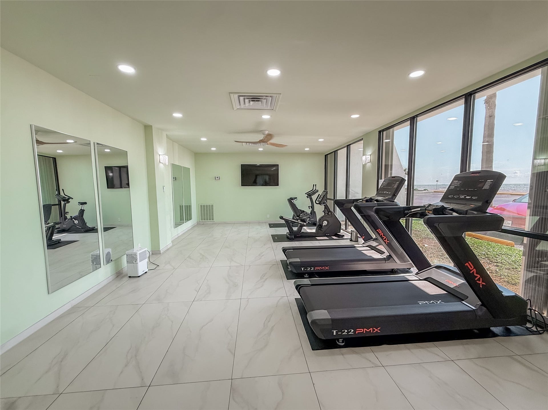 7310 Seawall Boulevard, #806, Galveston, TX 77551 7310 Seawall Boulevard, #806, Galveston, TX 77551