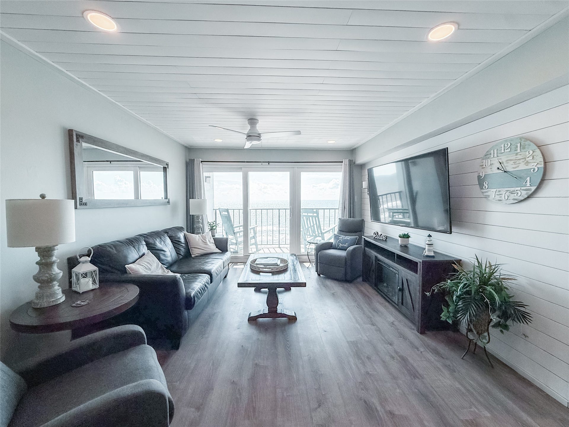 7310 Seawall Boulevard, #806, Galveston, TX 77551 7310 Seawall Boulevard, #806, Galveston, TX 77551