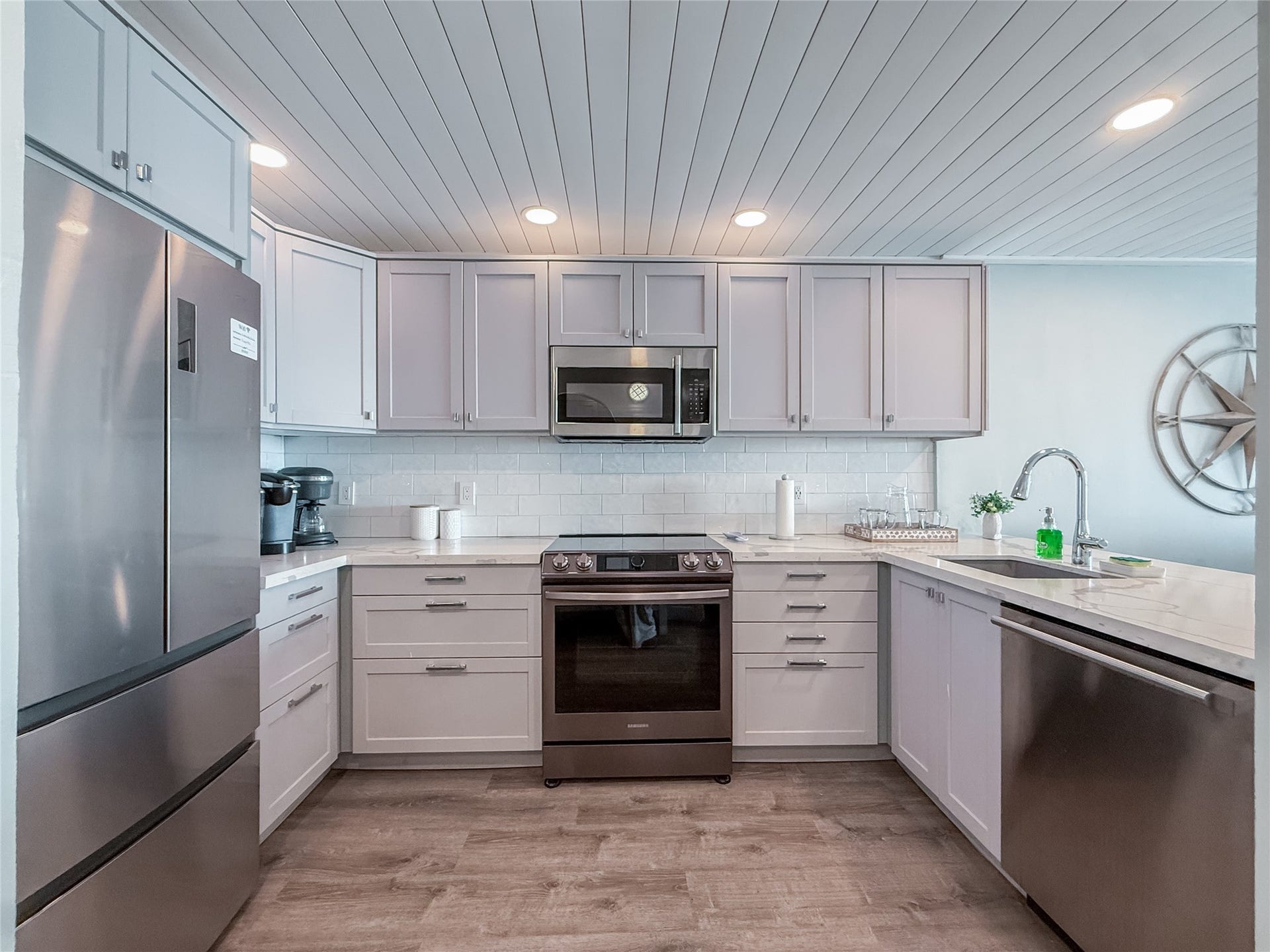 7310 Seawall Boulevard, #806, Galveston, TX 77551 7310 Seawall Boulevard, #806, Galveston, TX 77551