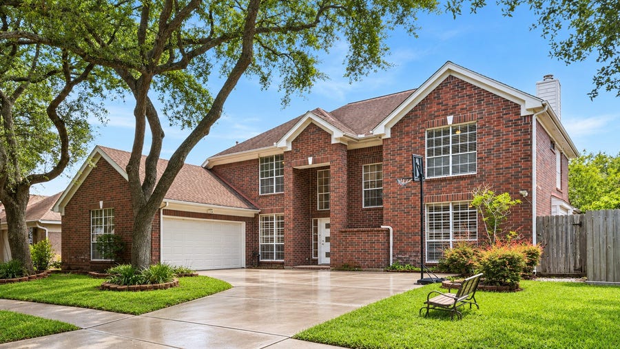 Property photo for 14207 Woodville Gardens Drive, Houston, TX