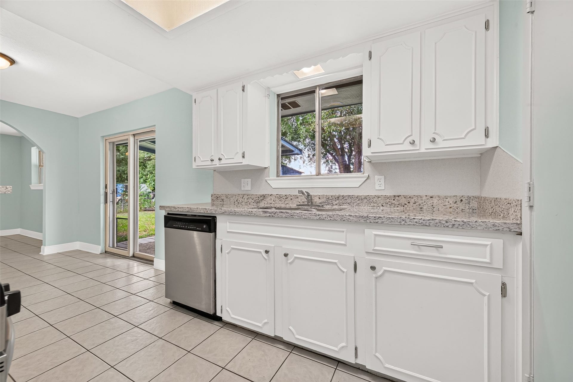 12411 Bichester Lane, Houston, TX 77039 12411 Bichester Lane, Houston, TX 77039