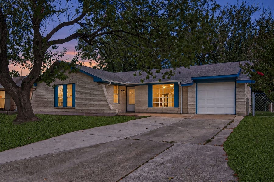 Property photo for 12411 Bichester Lane, Houston, TX