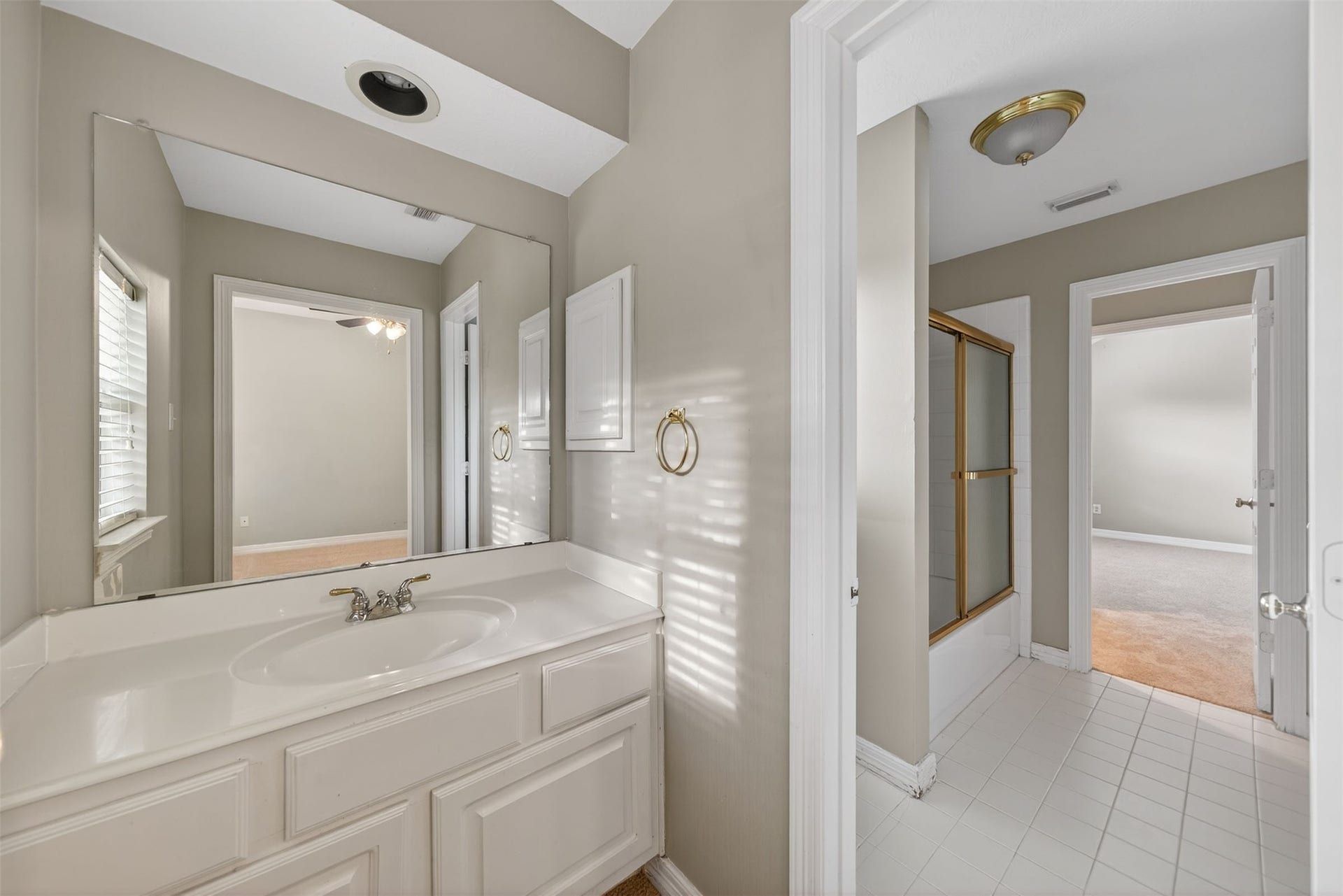 4319 Oak Forest Drive, Missouri City, TX 77459 4319 Oak Forest Drive, Missouri City, TX 77459