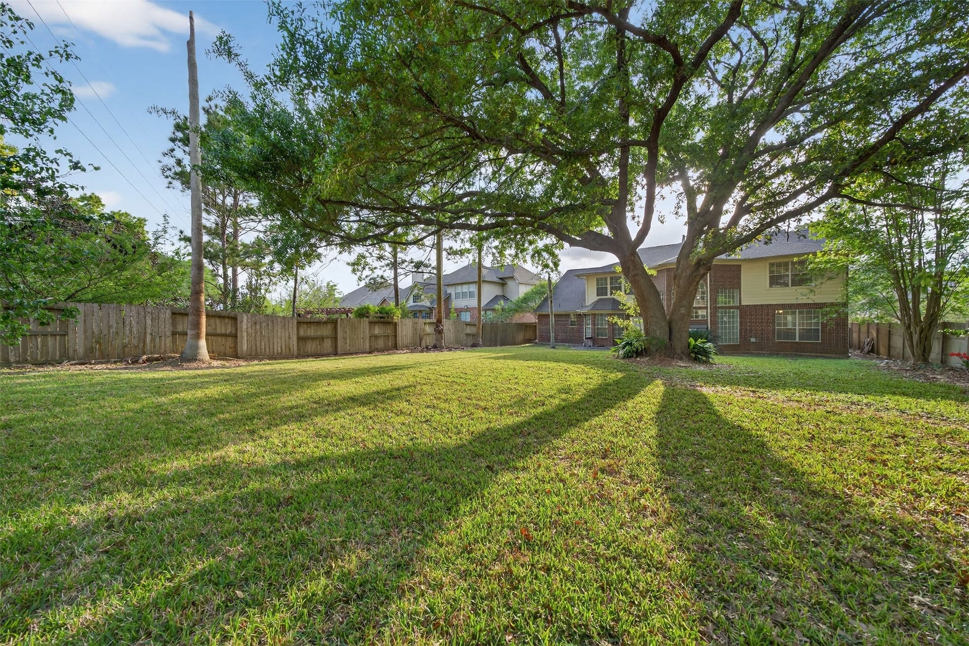 4319 Oak Forest Drive, Missouri City, TX 77459 4319 Oak Forest Drive, Missouri City, TX 77459
