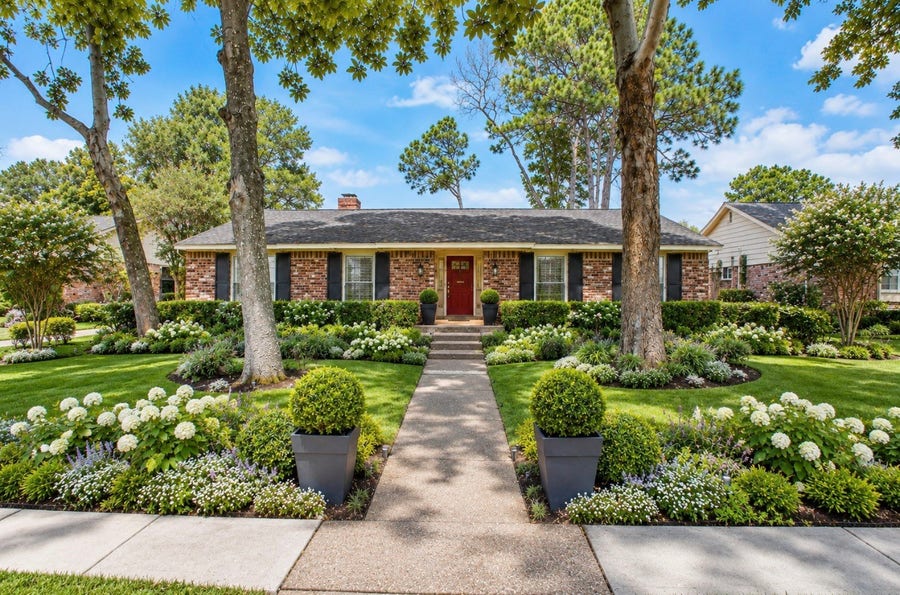 Property photo for 10706 Inwood Drive, Houston, TX