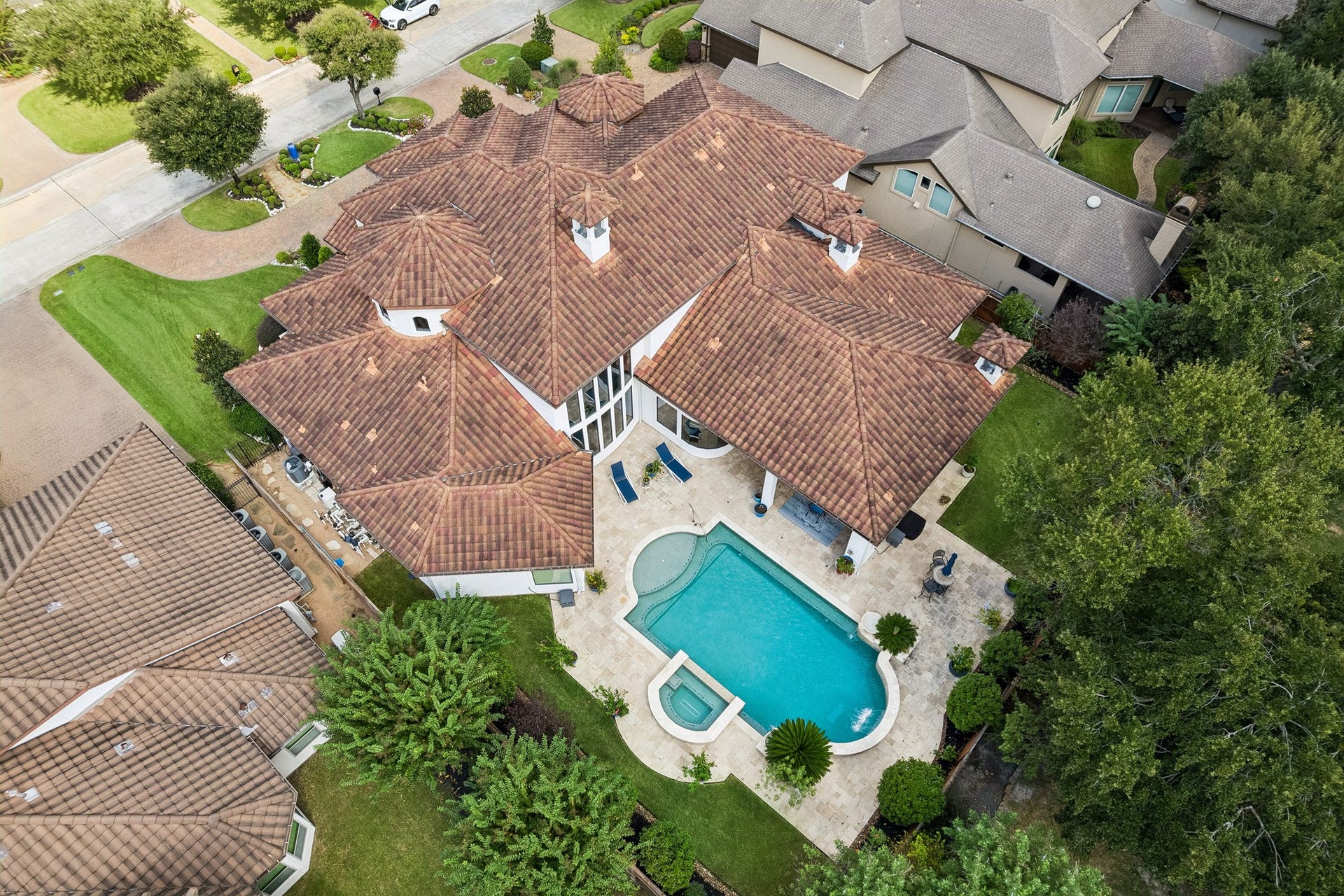 8111 Marshall Falls Drive, Spring, TX 77379 Come see for yourself!