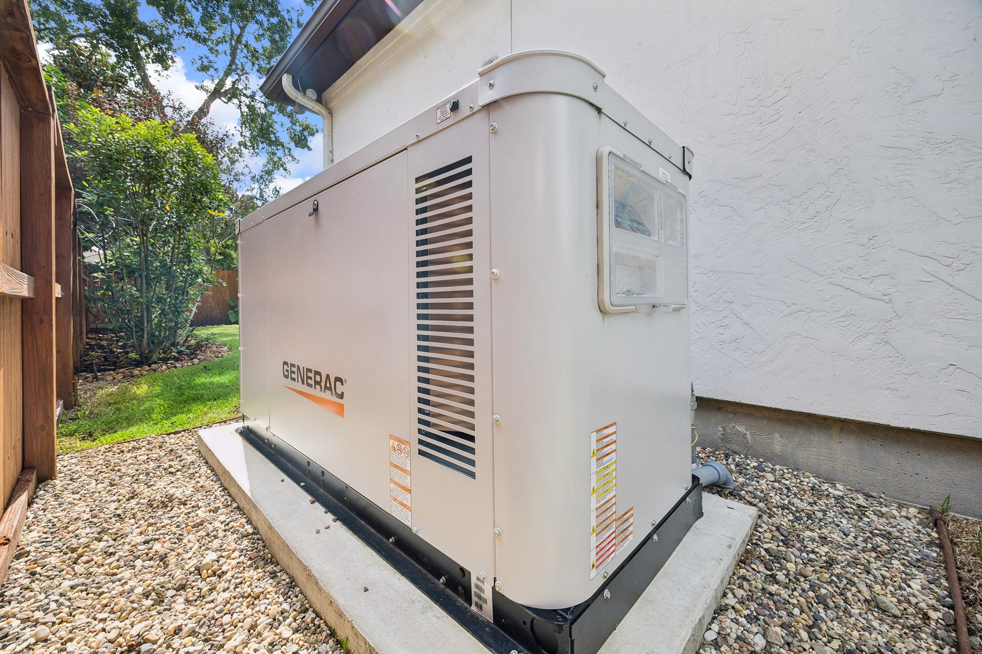 8111 Marshall Falls Drive, Spring, TX 77379 Full house generator installed in 2025. Never be without electricity!