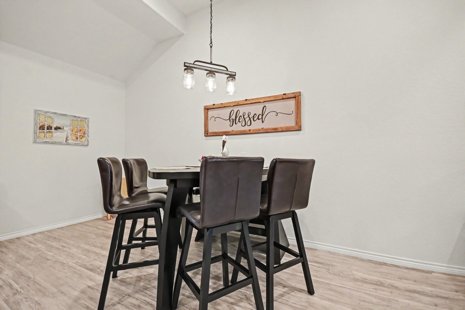 64 Borondo Pines, La Marque, TX 77568 64 Borondo Pines, La Marque, TX 77568
